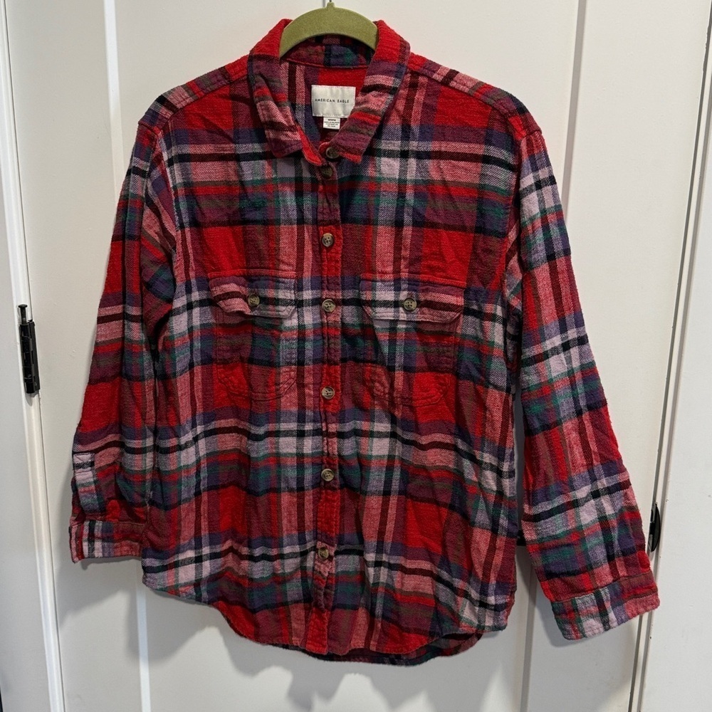 American Eagle soft AEO Flannel Boyfriend Fit Holiday Plaid Medium 100% Cotton